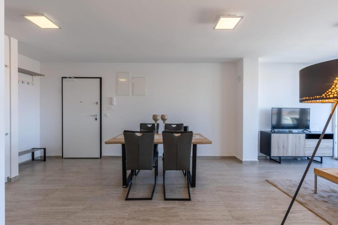 Apartments Cesare Nin Exterior photo