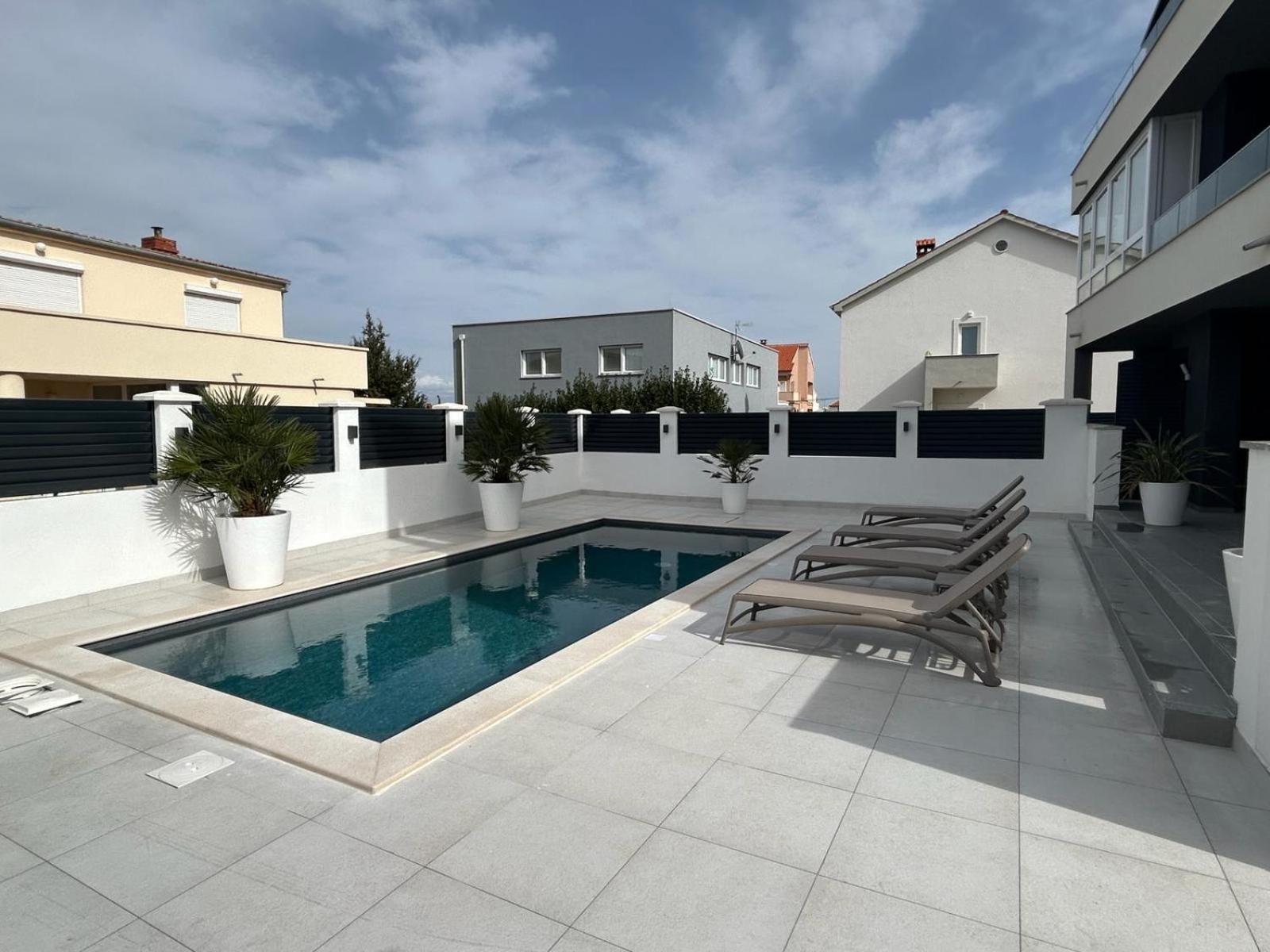 Apartments Cesare Nin Exterior photo
